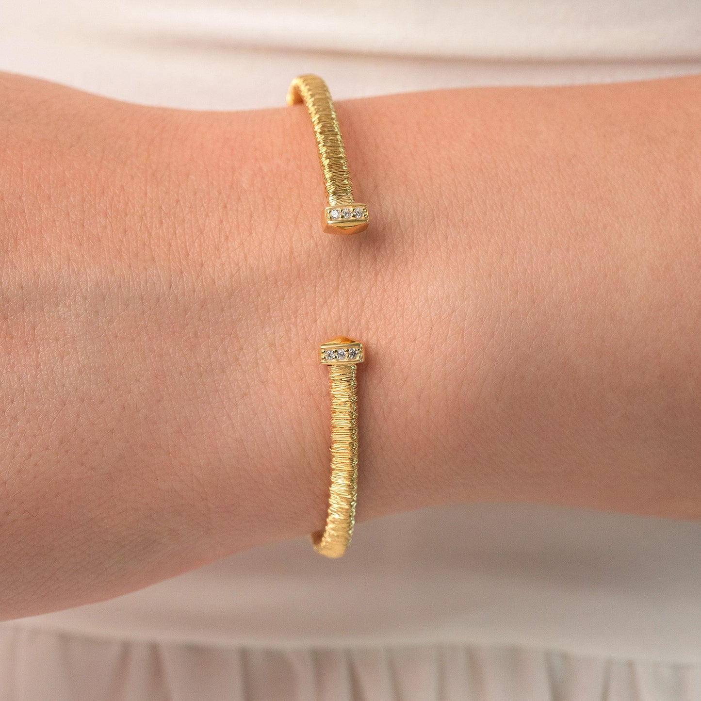 Refined Khyout Bangle