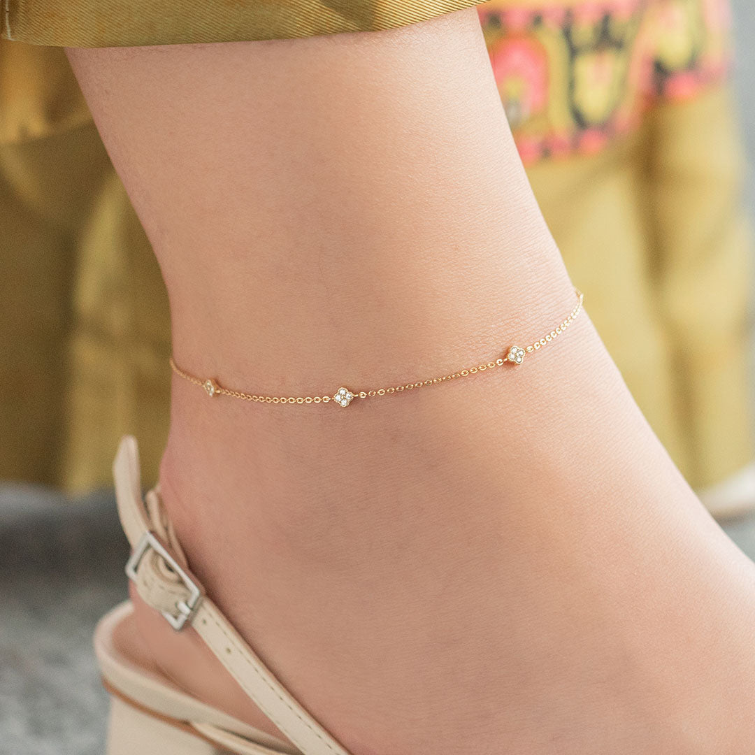 Mini Floral Anklet