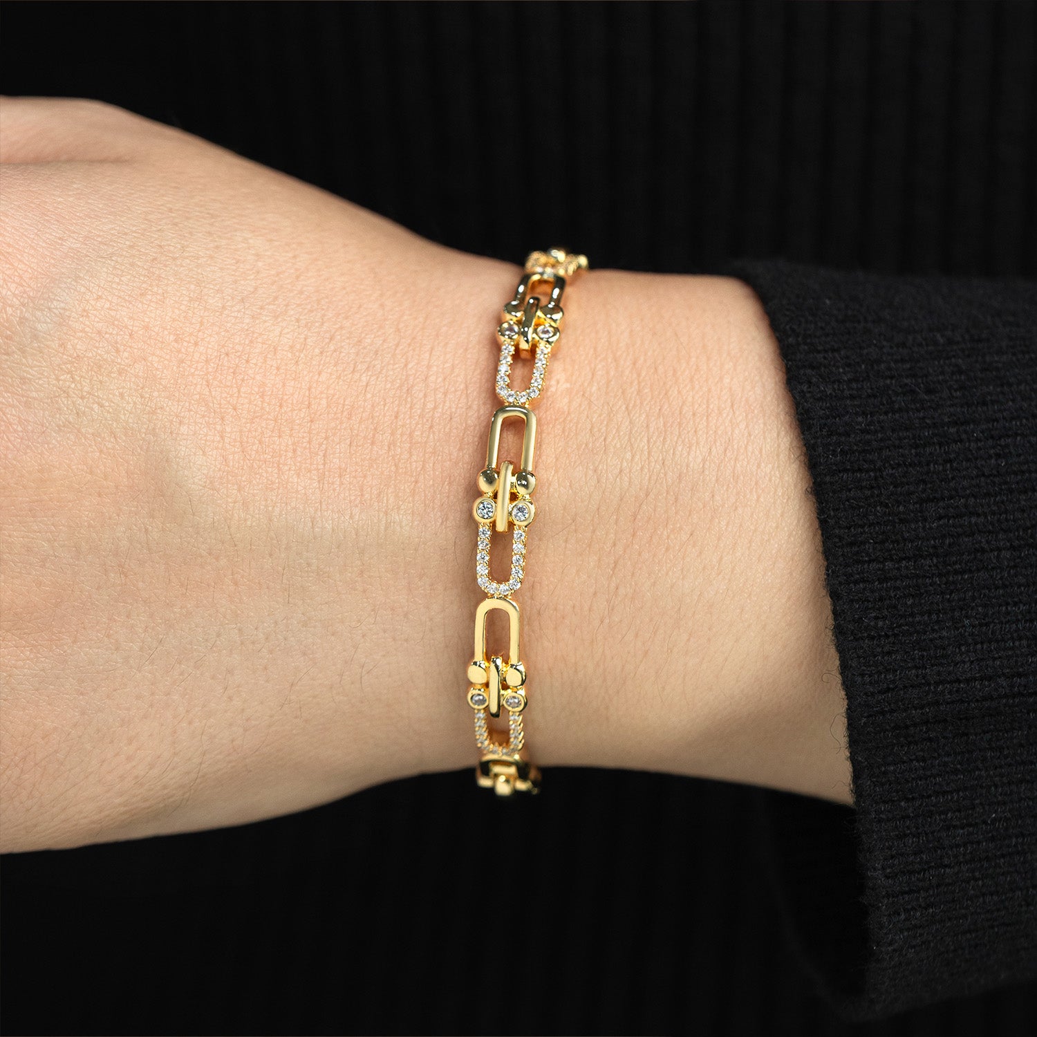 Elara Catena Bangle