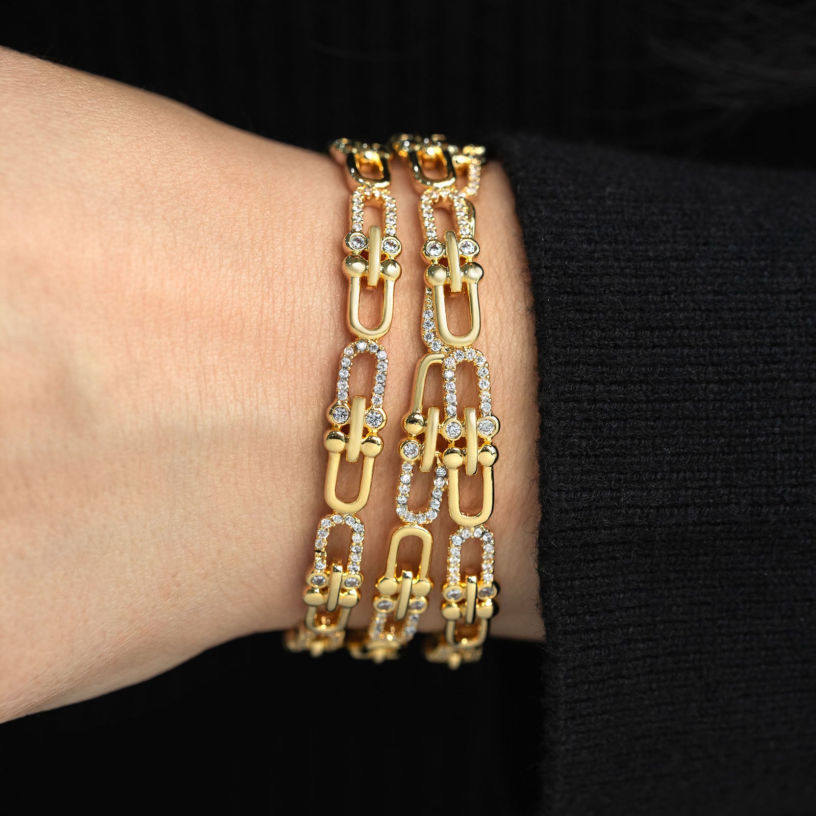 Amora Catena Bangle