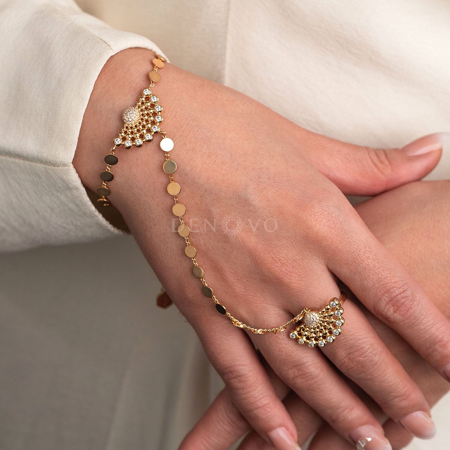 Qubba Royale Hand chain