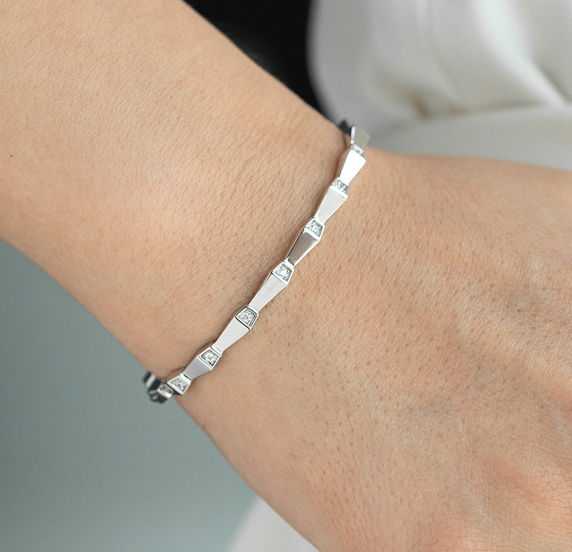 Celeste Khyout Bangle