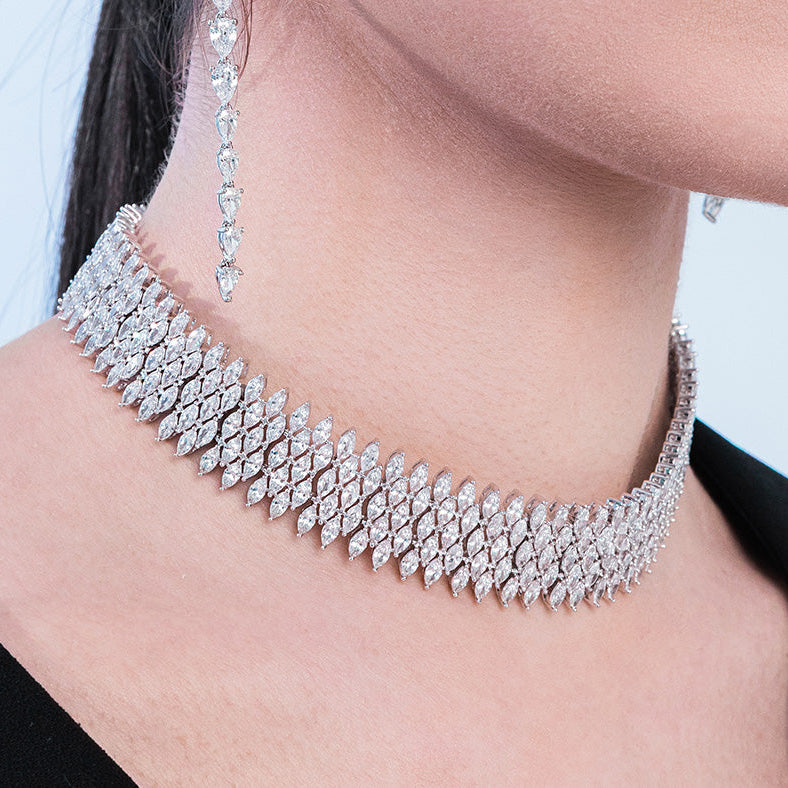 Classic Snoon Necklace