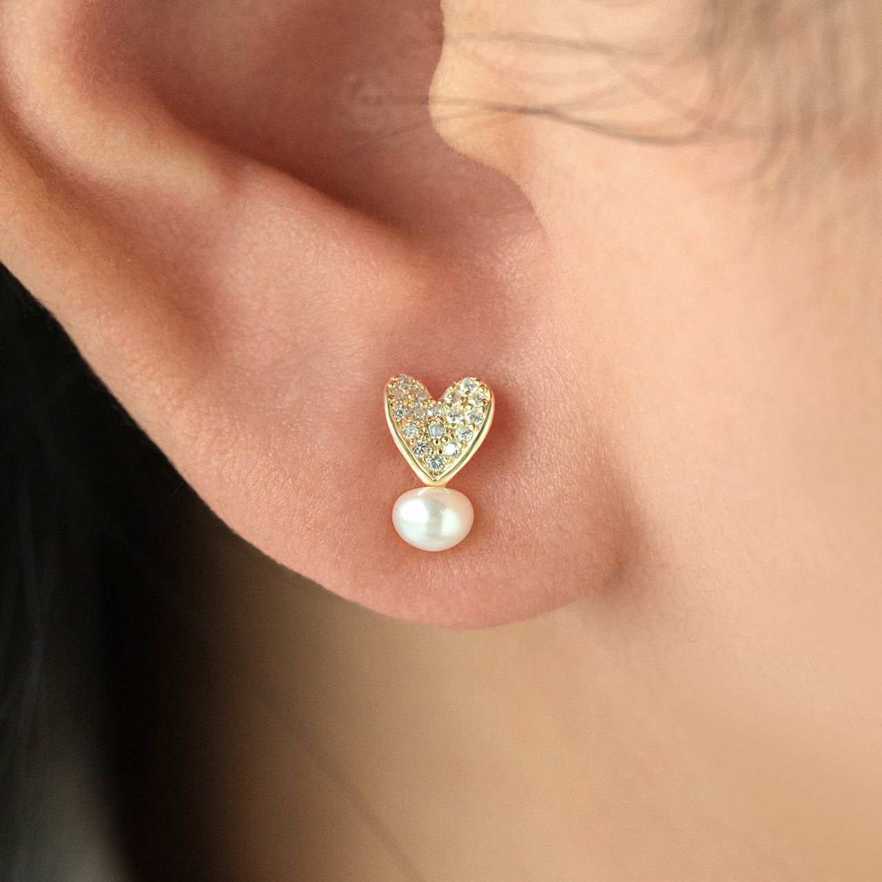 Hearty Arc Earring