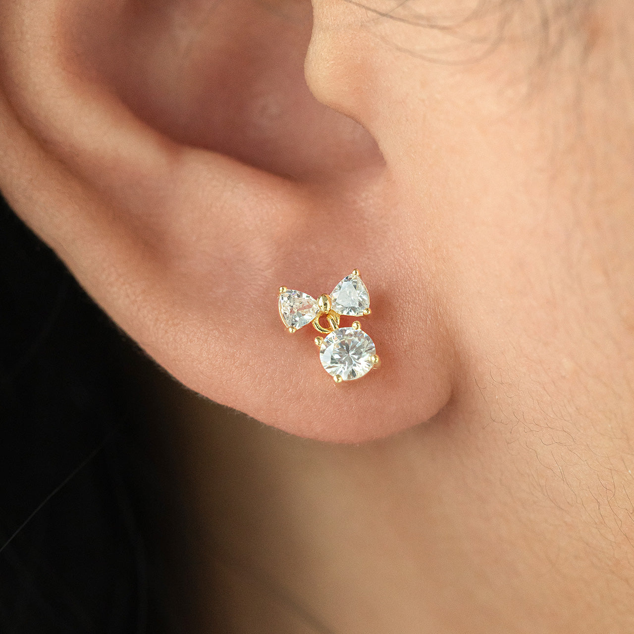 Knot Glow Earring