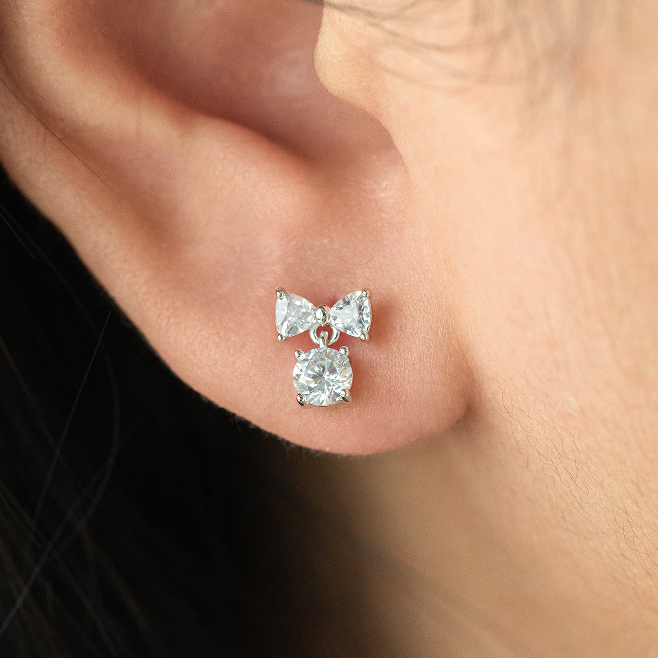 Knot Glow Earring