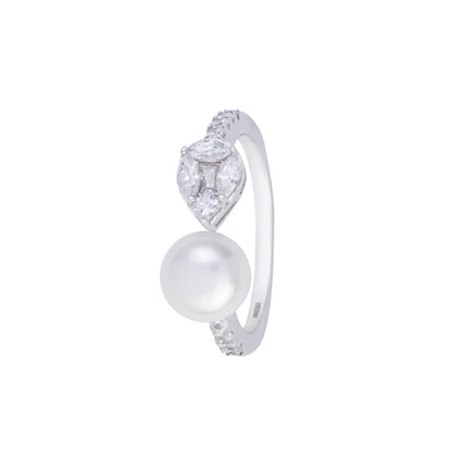 Graceful Pearl Ring