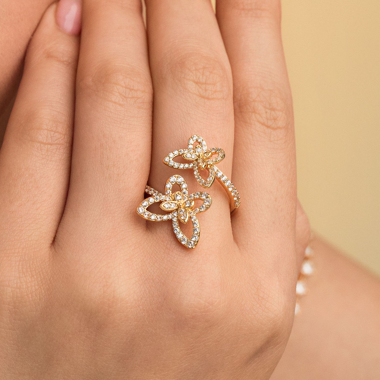 Farasha Graceful Ring