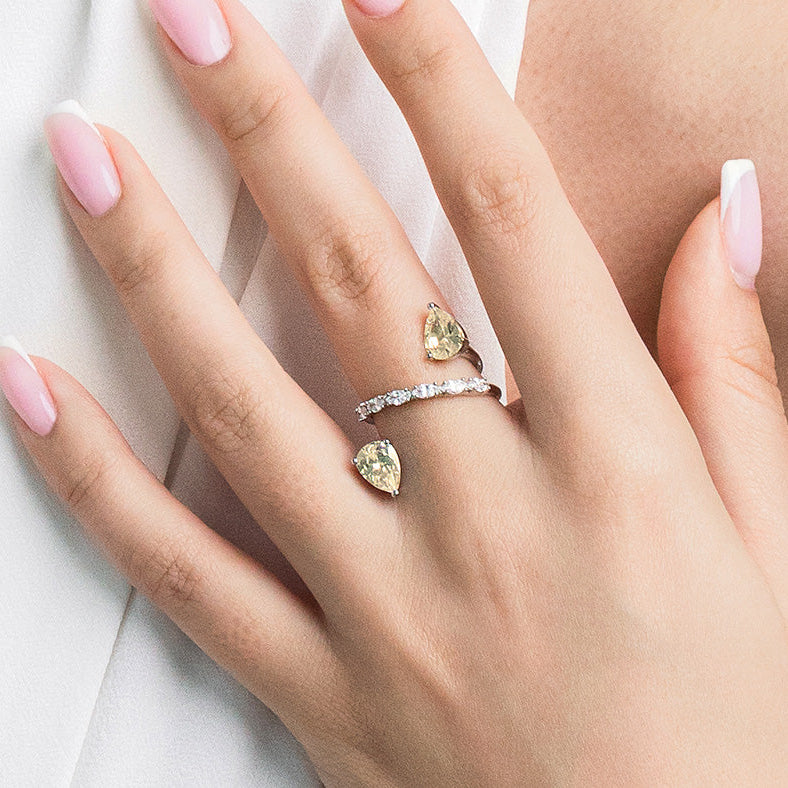 Brilliant Snoon Ring