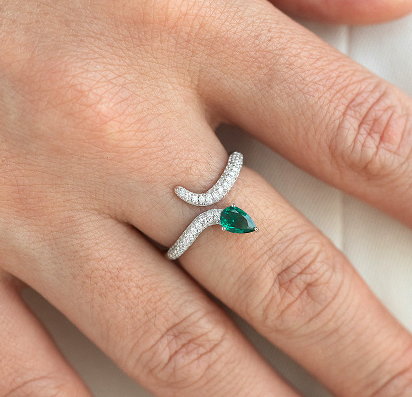 Serpent Wavy Ring