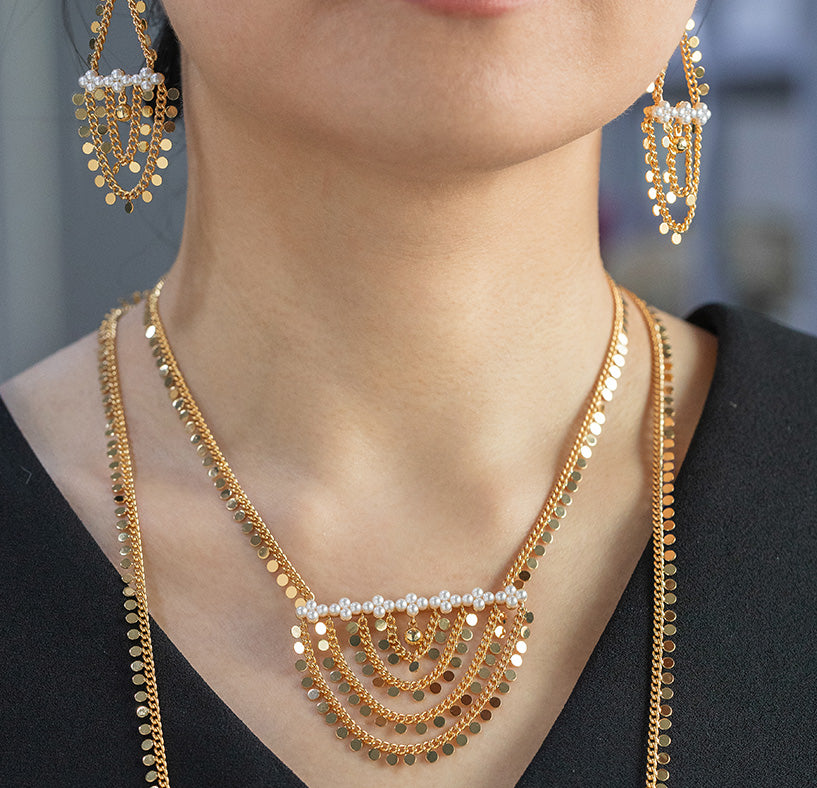 سلسلة زهرة بلوم الطويلة