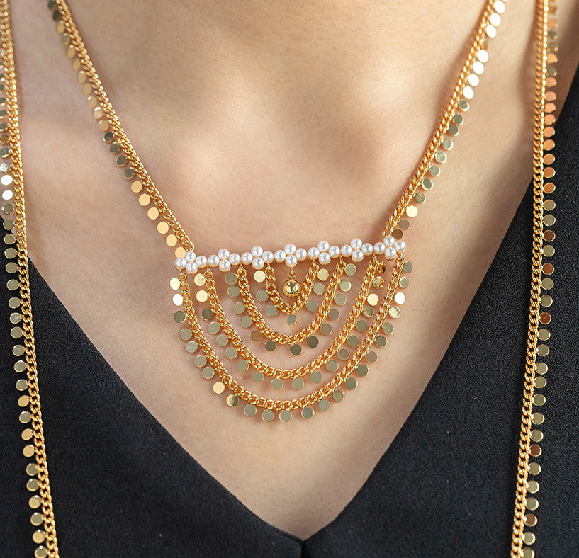 سلسلة زهرة بلوم الطويلة