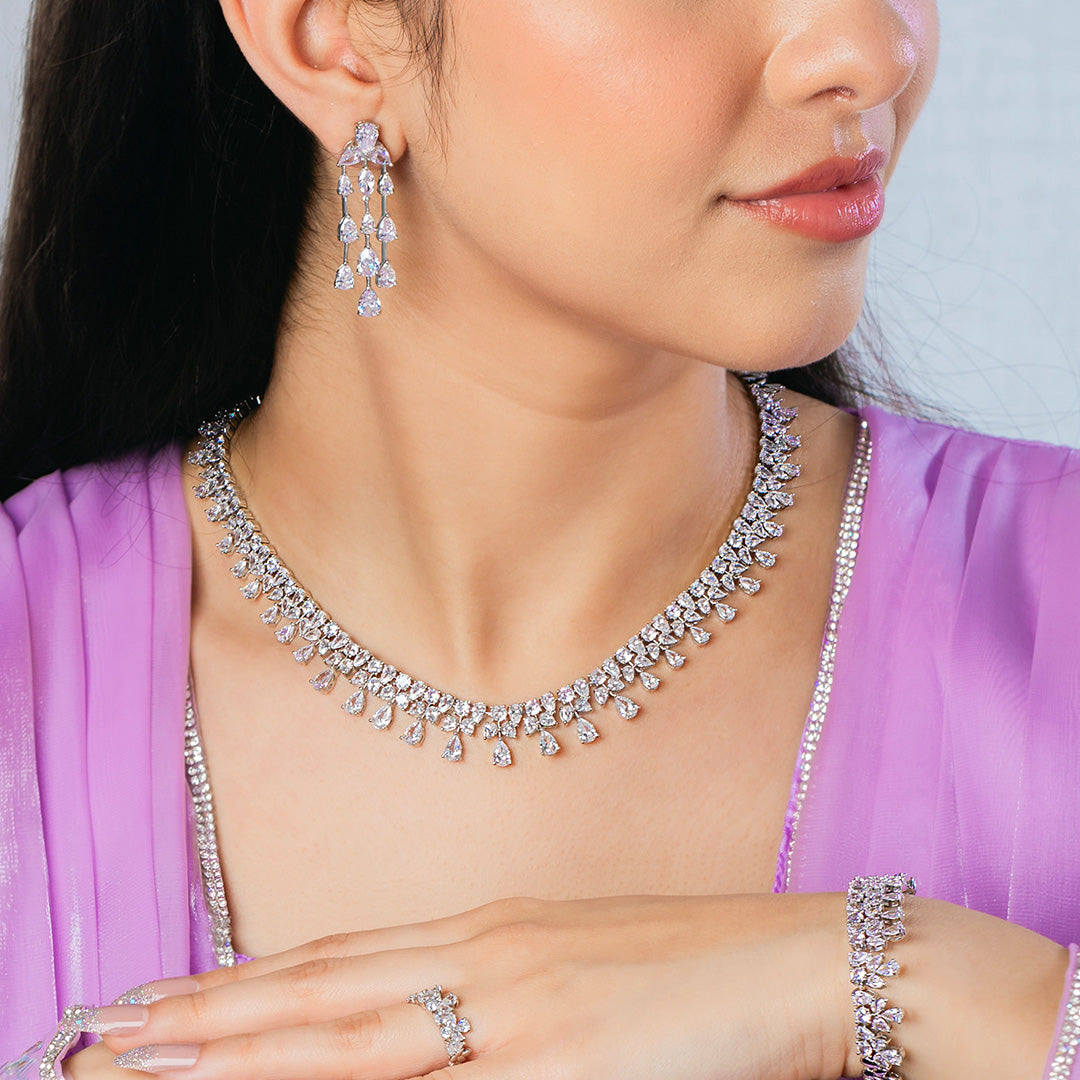 Leafy Pear Necklace Set