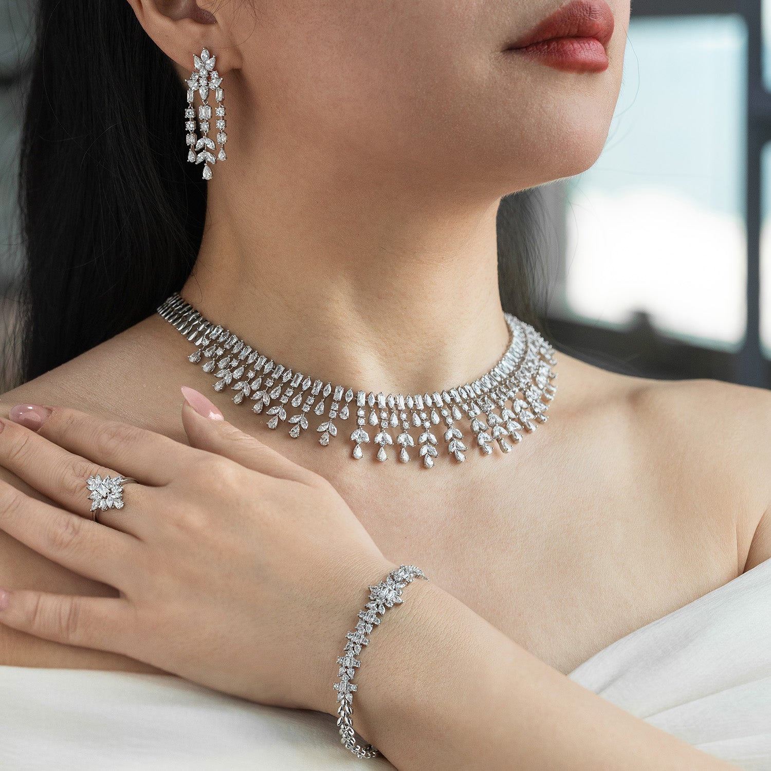 Glamour Sparkle Necklace Set