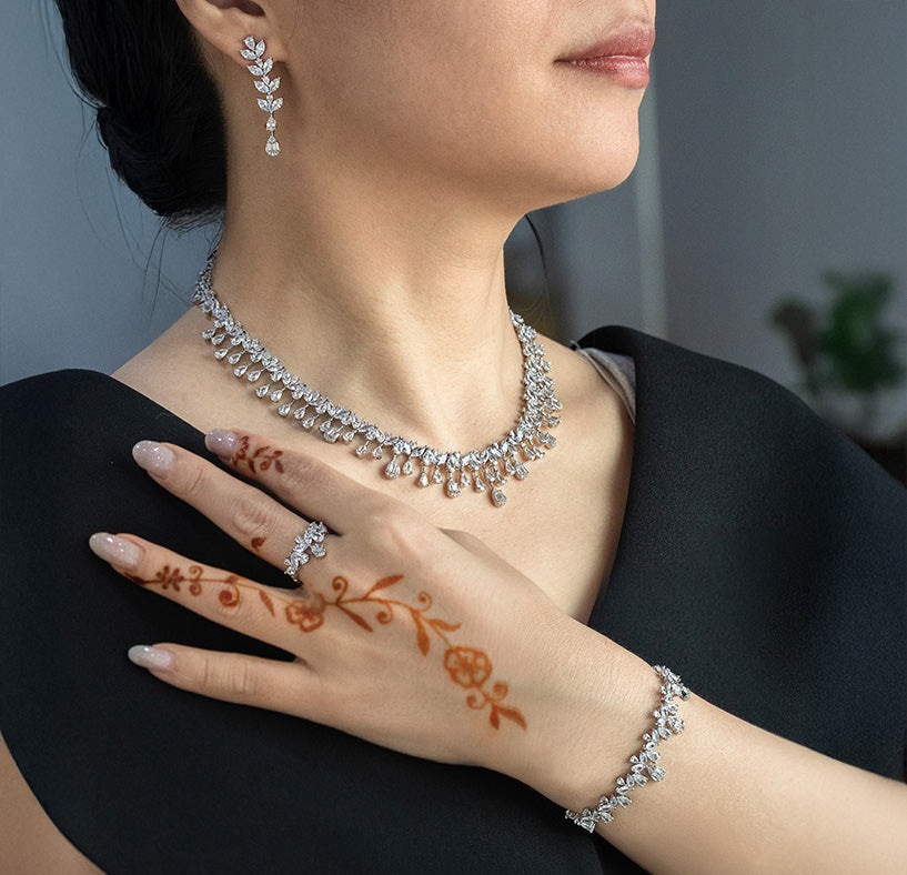 مجموعة قلادات ماجستي جريس