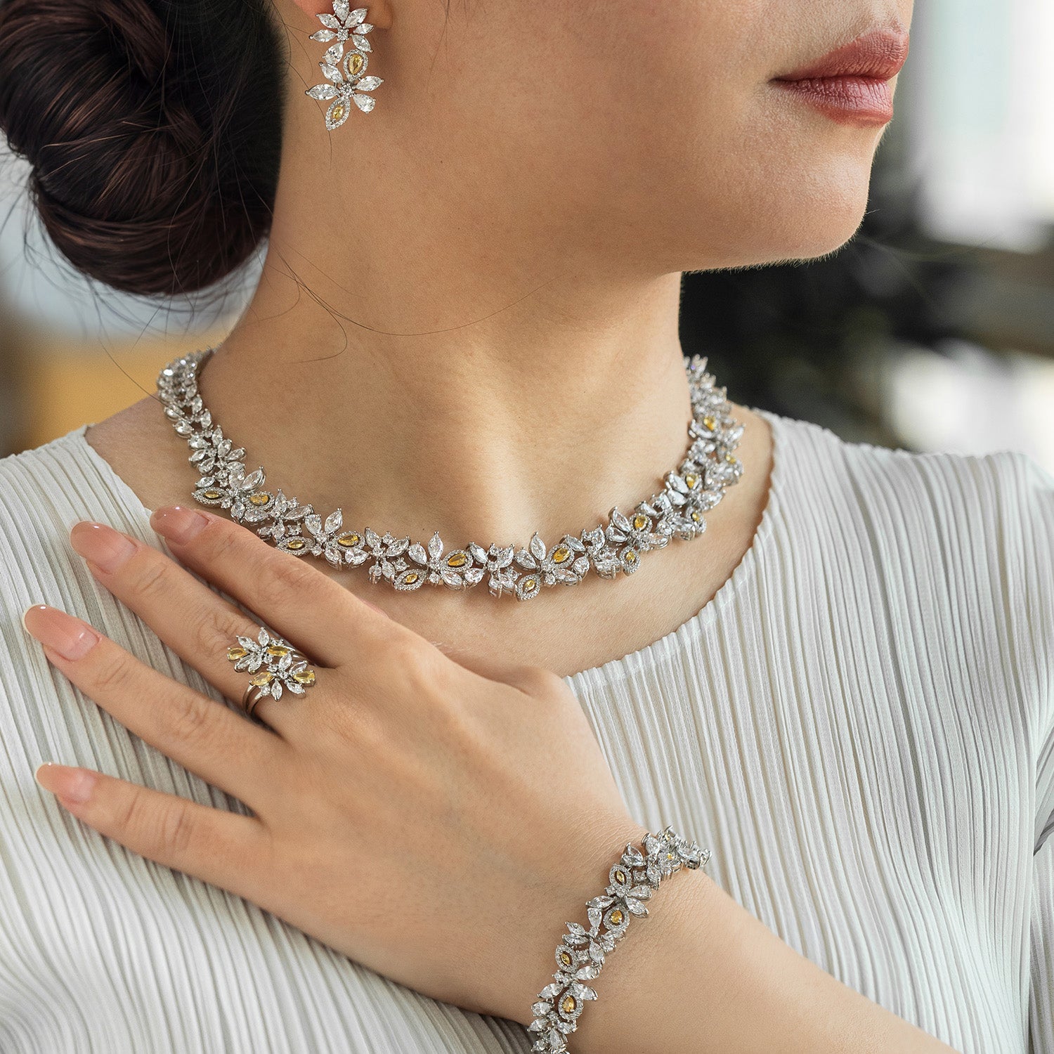 Rose Bloom Necklace Set