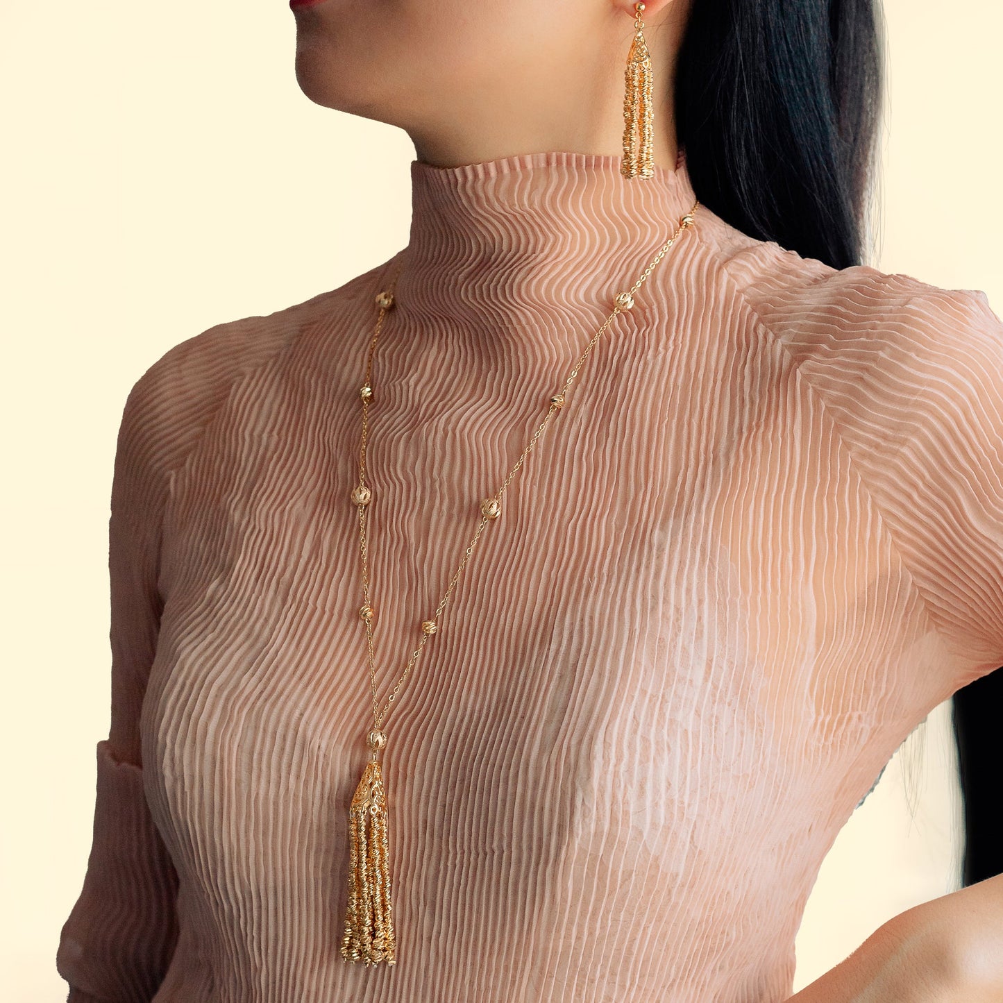 Radiant Sophistication Long Chain Set